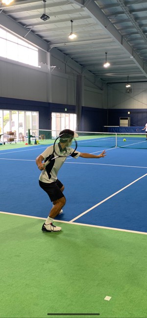 かっこいいストロークを打てるように ブログ 八王子ファミリーテニスカレッジ テニススクール 関東 関西を中心にテニス 関連事業を展開する会社テニスユニバース