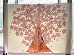 桜の木イベント満開インドア.jpg
